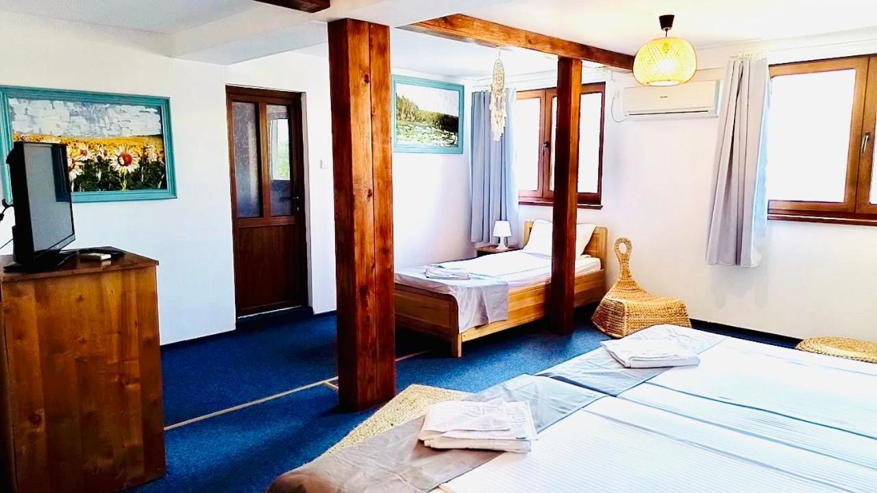 Zen Eco Villa Sfântu Gheorghe Exterior foto
